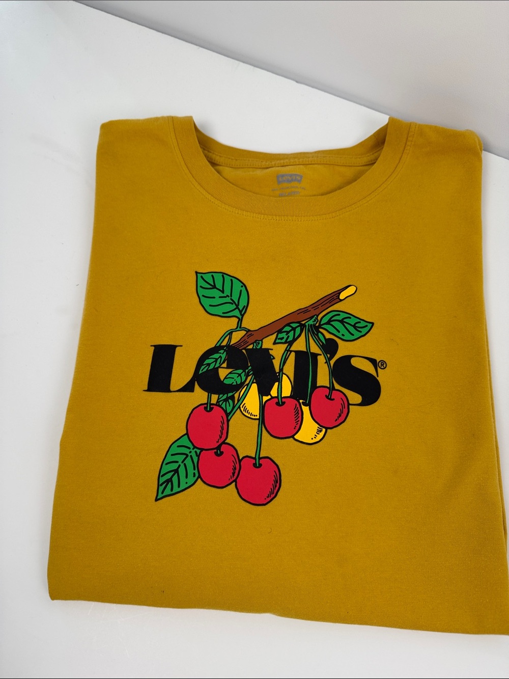 Levi's Yellow Tee with Cherry Graphic - Picture 4 of 4